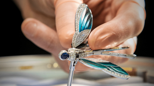 Van cleef sales & arpels swiss